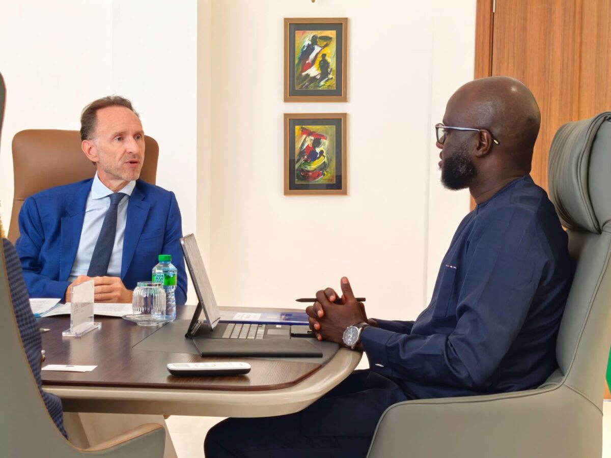 El Malick Ndiaye et l’Ambassadeur de l’Union européenne Monsieur Jean-Marc Pisani