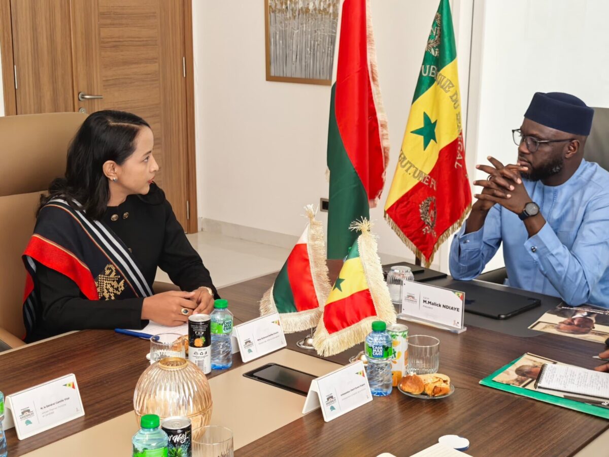 Assemble nationale : le Président El Malick Ndiaye reçoit Rafaravavitafika Rasata, ministre des Affaires étrangères de Madagascar