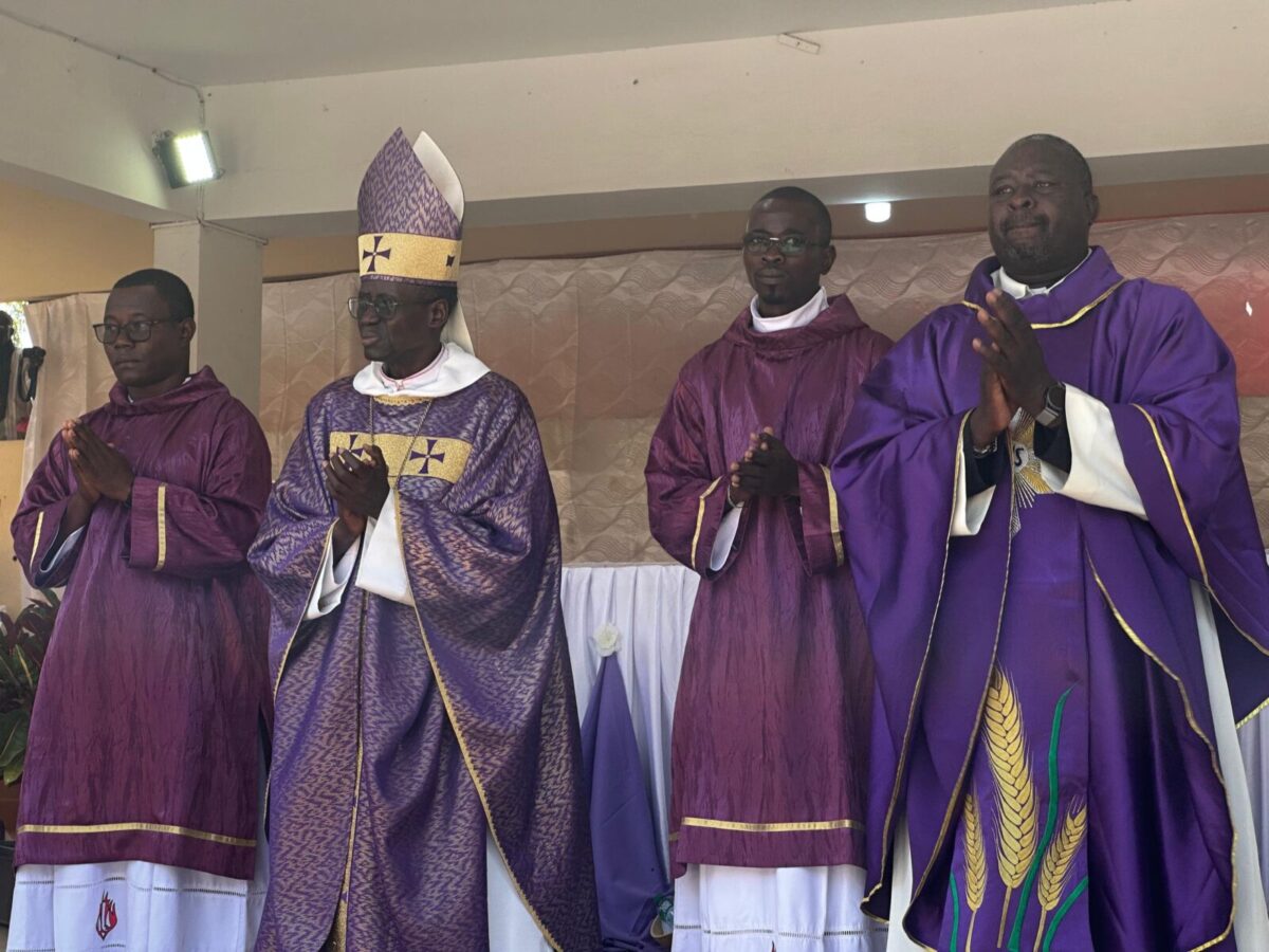 Archidiocèse de Dakar Les hommages des fidèles catholiques à Mgr Benjamin Ndiaye