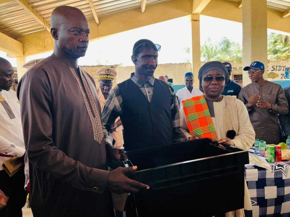 Retirer un terme : Ministre des Pêches Ministre des PêchesRetirer un terme : Dr Fatou Diouf Dr Fatou DioufRetirer un terme : Elinkine ElinkineRetirer un terme : Plan Diomaye pour la Casamance Plan Diomaye pour la CasamanceRetirer un terme : Casamance Casamance