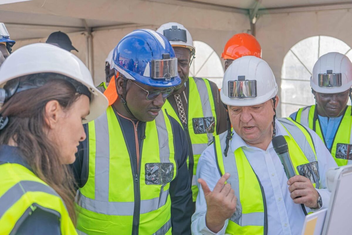Le ministre de l'Hydraulique et de l'Assainissement, Cheikh Tidiane Dièye, s’est rendu dans les régions de Kaffrine et Kaolack pour un suivi de l’état d’avancement des projets majeurs d’hydraulique et d’assainissement, mais aussi l’évaluation des dispositifs de gestion des eaux de pluie