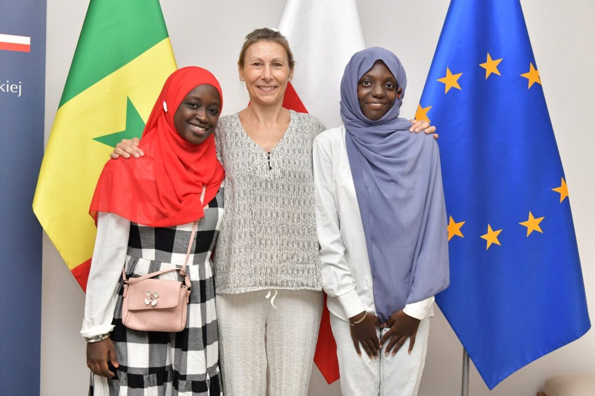 Quand l’ambassadrice de Pologne inspire deux étudiantes sénégalaises