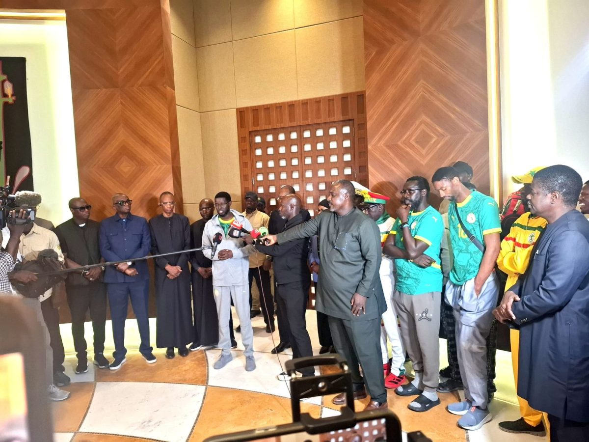 Accueil des 18 supporters libérés au Maroc